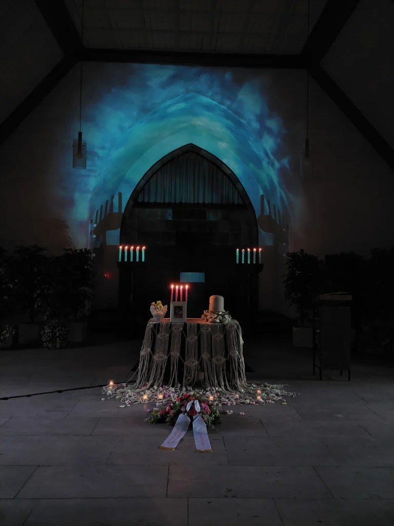 Trauerfeier von Magnolia Bestattungsinstitut in einer Friedhof-Kapelle