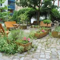 Der Hof von Magnolia Bestattungen in Berlin-Mitte