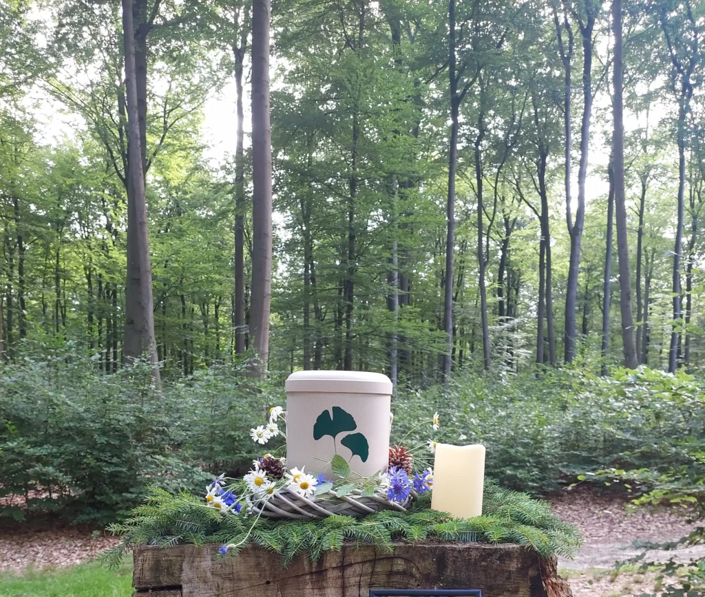 Beerdigung Baum
